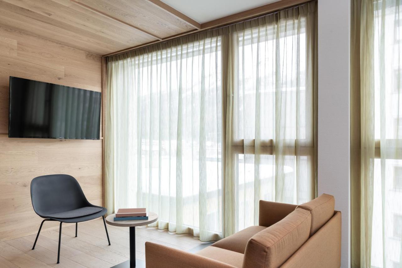 Townhouse N9 Apartment เซนต์โมริตส์ ภายนอก รูปภาพ